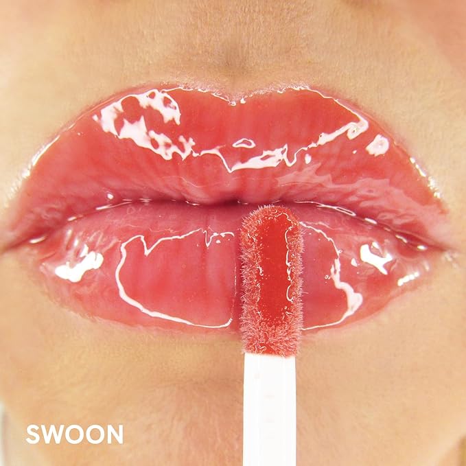 Winky Lux Swoon Very There Lip Oil - Hydrating Nude Brown Tint with Jojoba Oil, Non-Sticky Glossy Lip Oil, Natural Beige Gloss for Juicy Lips & Soft Vanilla Scent