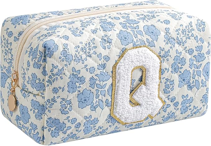 Gleyemor Personalized Initial Makeup Bag for Women, Cute Quilted Blue Floral Cotton Cosmetic Bag, Christmas Gifts for Her Mom Friend Sister Bridesmaid Teacher Women Q