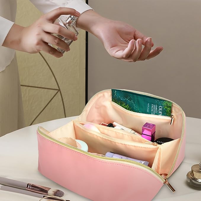 for Christmas Day Gifts, Makeup Bag for Women, PU Leather Travel Toiletry Bags, Initial Make Up Cosmetic Pouch for Teen Girls, Wide Open Portable Skincare Bag, Personalized Birthday Gifts, Pink