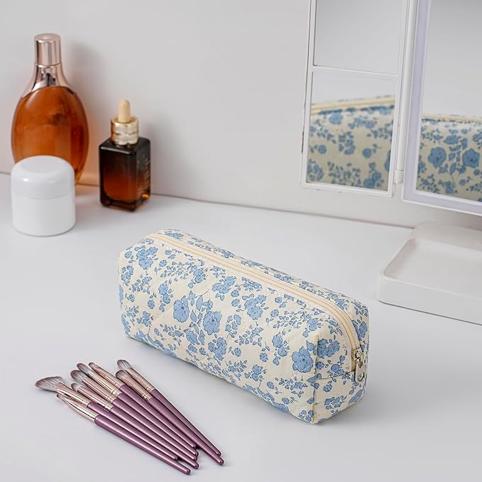 Cute Floral Cotton Makeup Brush Cosmetic Bag for Women, Travel Quilted Zipper Make Up Bag, Flowers Toiletry Organizer Case Kawaii Makeup Cosmetic Travel Cloth Pouch (Blue+Pink Bowknot)