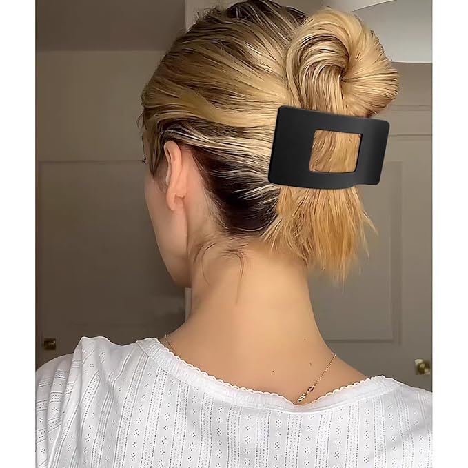 Velscrun Flat Hair Clips for Women Girls, Matte Lay Flat Claw Clips, Strong Hold Large Side Hair Clip All Hair Types, French Duck Billed Non Slip Grip Daily Styling Hair Jaw Claw Clip Matte Leopard