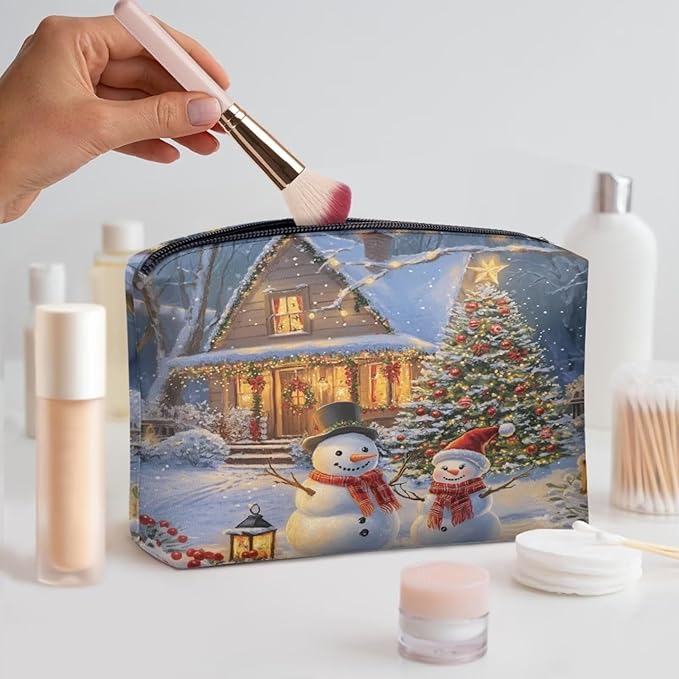 COEQINE Small Make Up Bags for Purses Cute Snowman Christmas Treee Cute Cosmetic Bag for Women Leather Aesthetic Toiletry Bag Waterproof Travel Make Up Organizer Bag