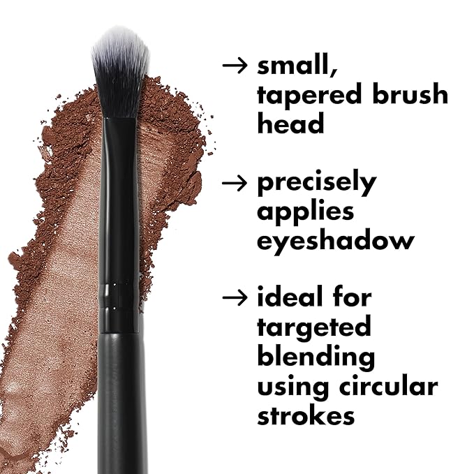 e.l.f. Blending Brush, Makeup Brush For Blending Eyeshadow & Concealer, Dome-Shaped, Made With Synthetic Bristles, Vegan & Cruelty-Free