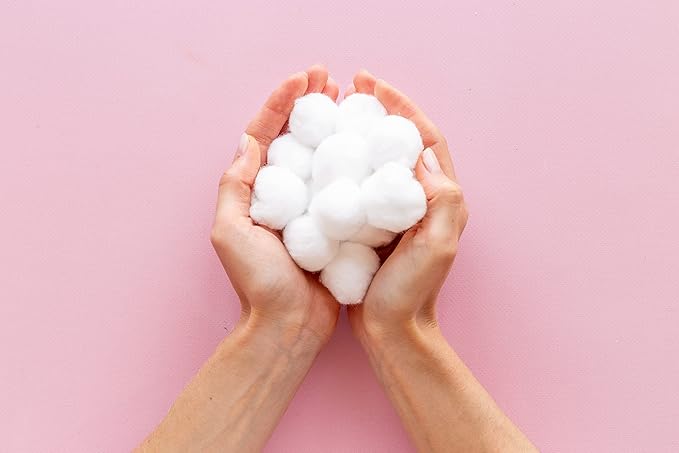 DecorRack 200 Count [Large Size] Cotton Balls, 100% Pure Cotton for Nail Polish and Make-Up Removal, Applying Oil Lotion or Powder, Perfect for Multi-Purpose Use, Soft and Absorbent (200 Count)