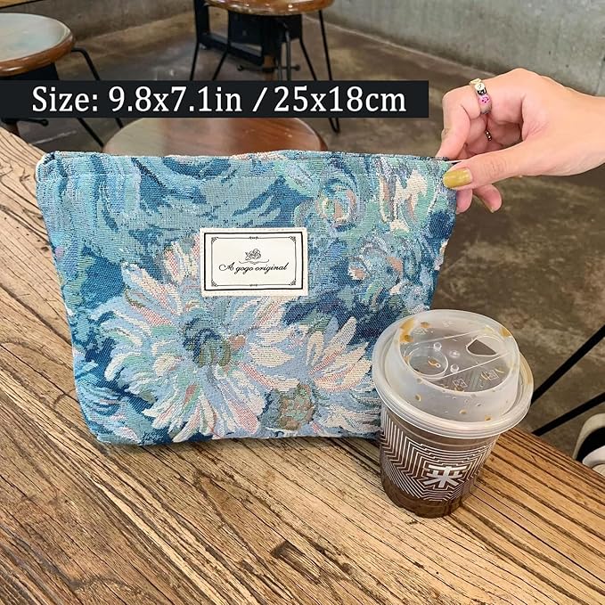 STARDW Aesthetic Floral Makeup Bag Cute Small Cosmetic Bags for Women Girls, Travel Toiletry Bag Large Capacity Zipper Makeup Pouch, Purse Organizer Pouches (Oil Painting Style)