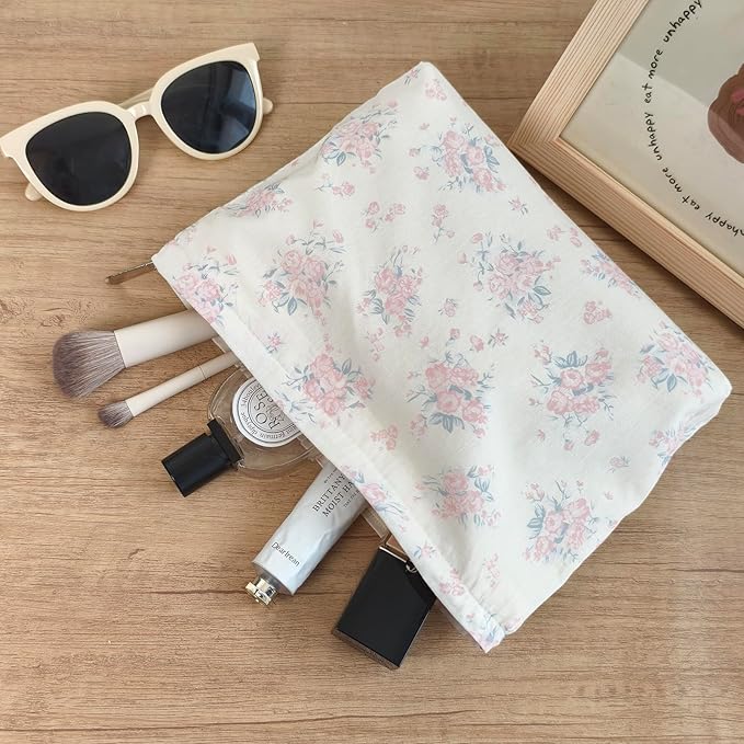STARDW Aesthetic Floral Makeup Bag Cute Small Cosmetic Bags for Women, Travel Toiletry Bag Large Capacity Zipper Makeup Pouch, Purse Organizer Pouches