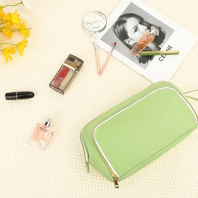 Travel Makeup Bag, Wide-open Cosmetic Bag Make Up Organizer Case with Brushes Pocket for Women, Large Family Toiletry Bag Skincare Pouch for Toiletries Accessories