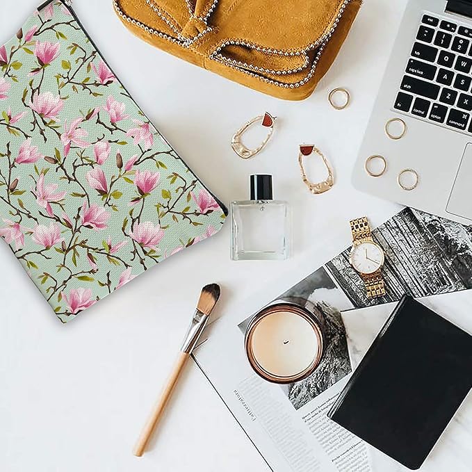 Magnolia Flowers Cosmetic Bag Mini Portable Travel Toiletry Bag Organizer Makeup Brushes Aesthetic Accessories Waterproof Storage Bag for Women