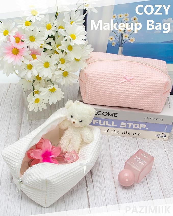 PAZIMIIK 2PCS Cozy Makeup Bag Travel Cosmetic Bag for Women Soft Toiletry Bag Aesthetic Makeup Organizer Portable Large Zipper Pouch for Skincare Beauty Accessories Brushes Waffle Check Cream White