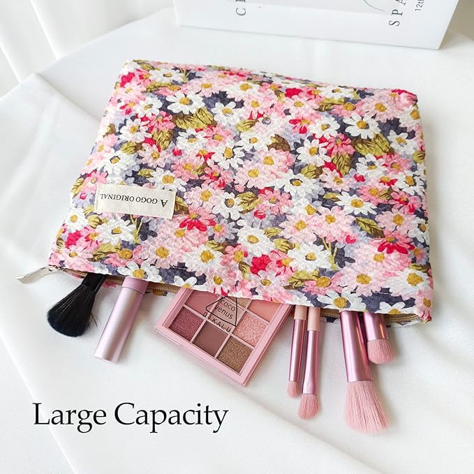 STARDW Aesthetic Floral Makeup Bag Cute Small Cosmetic Bags for Women Girls, Travel Toiletry Bag Large Capacity Zipper Makeup Pouch, Purse Organizer Pouches (Colorful Daisies)
