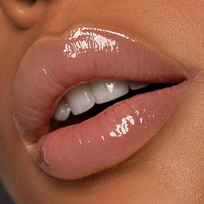 Sophia + Mabelle Hydrating Lip Oil – Lightweight, Non-Sticky & High-Shine Lip Gloss Oil – Moisturizing, Nourishing, Soothing Tinted Formula for Soft Lips – 3.7g (Jellyfish(Golden Champagne), 3.7g)