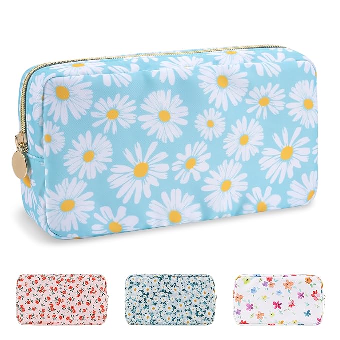Waterproof Small Floral Makeup Bag Pouch for Purse,Nylon Flower Cosmetic Bag Preppy Travel Toiletry Storage Bag for Women Girl,Cute Makeup Organizer Bag Skincare Bag with Zipper(Small Blue-Daisy)