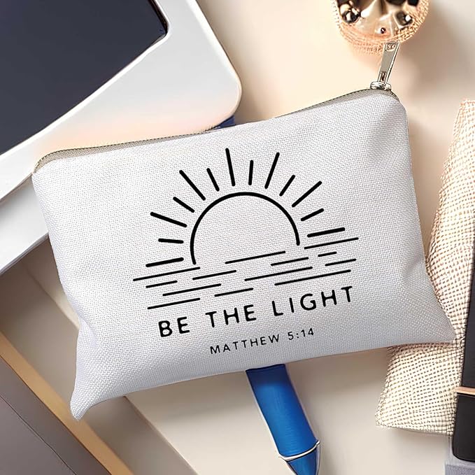 Be The Light Matthew 5:14 Gift Makeup Case Believe Cosmetic Bag Self Love Religious Makeup Pouch Linen Cotton Bag Vintage Christian Bible Verse Sunshine Inspirational Gift