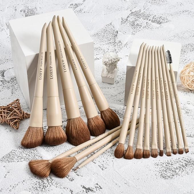 LORYP Makeup Brushes Set Labeled 18 Piece Face and Eye Brush Set Ultra soft hair Foundation, Concealer, Blush, Contour, Blending, Eyeshadow Khaki Brush kit
