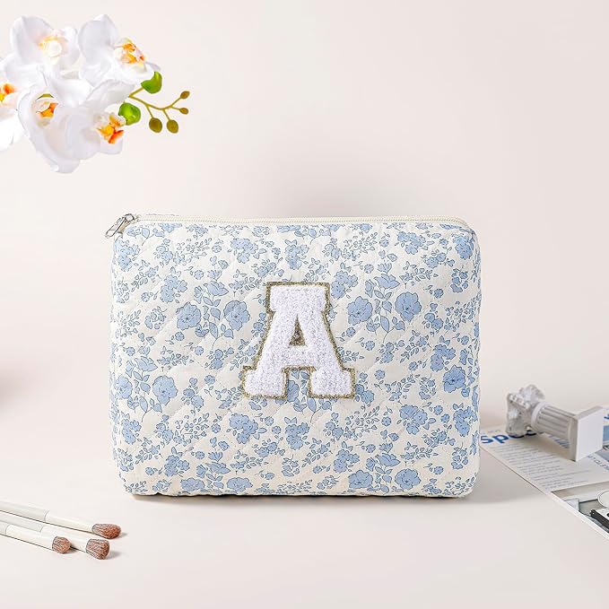Alphabet Makeup Bag Cosmetic Bag for Women, Christmas Gifts for Age 11-18, Personalized Floral Coquette Travel Bag, Trendy Stuff Zipper Make Up Pouch Organizer Bag (Blue Floral A)
