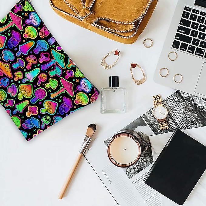 Makeup Bag Cute Mushroom Cosmetic Bag Mini Portable Travel Toiletry Bag Organizer Makeup Brushes Aesthetic Accessories Waterproof Storage Bag for Women