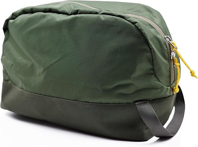 Travel Toiletry Bag 8L, Large Packing Cube with Waterproof TPU Wet/Dry Compartment (Christmas 2025)