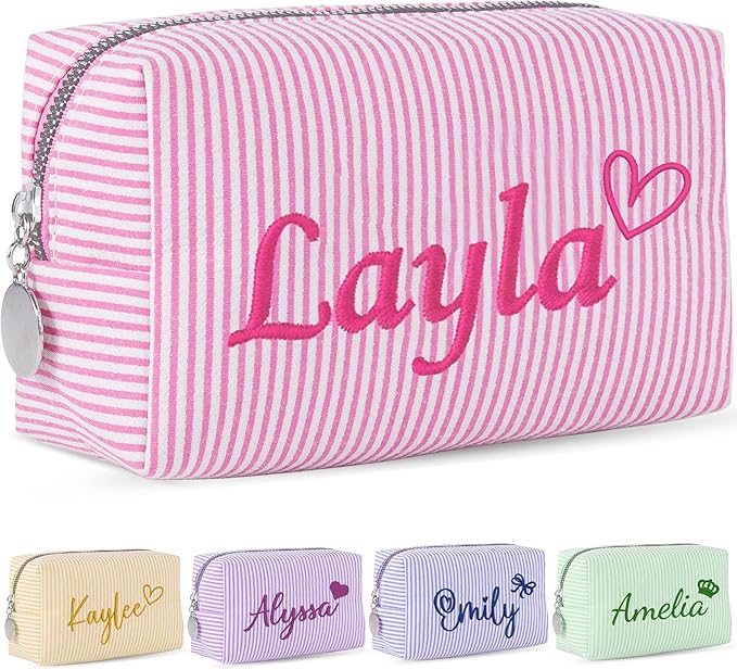 Yofair Personalized Makeup Bag with Heart, Large Capacity Travel Toiletry Case Teen Girl Gift Trendy Stufff Custom Seersucker Cosmetic Bags Wedding Birthday Gifts for Girls Women
