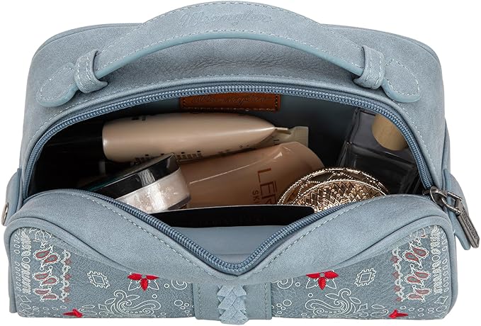 Montana West Wrangler Makeup Bag for Women Small Cosmetic Toiletry Bags Western Paisley Make Up Pouch Durable Cute Travel Purse, Jean Blue