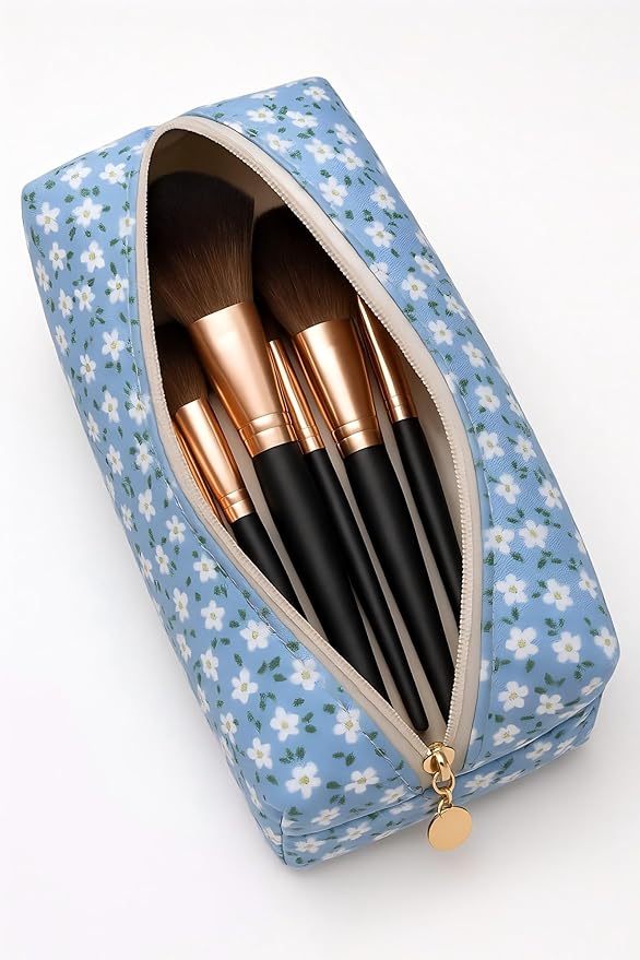 Floral Cotton Makeup Brush Cosmetic Bag for Women & Men, Travel Quilted Zipper Pouch, Large Capacity Flowers Toiletry Organizer, Kawaii Makeup Storage Case, Cosmetic Travel Cloth Bag-Blue Floral